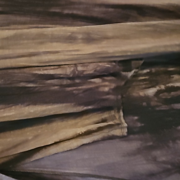 New - Picture 3 of 4